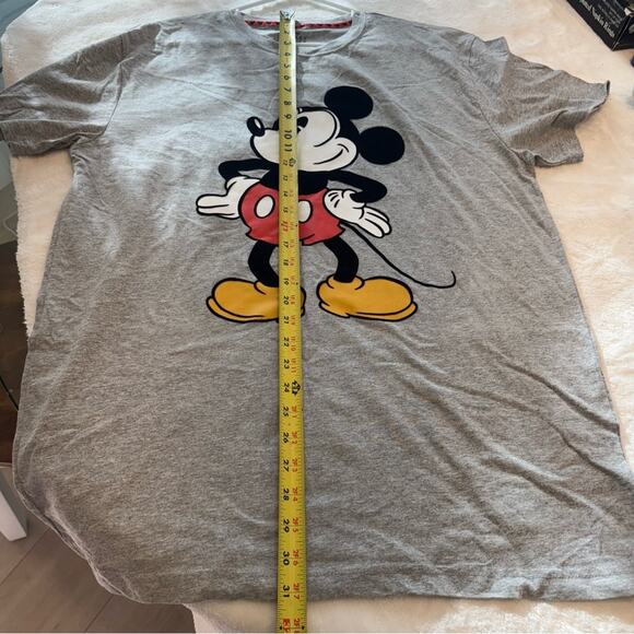 Disney Mickey Mouse Short Sleeve T Shirt Gray Velvet Graphic Size XL - Picture 3 of 5
